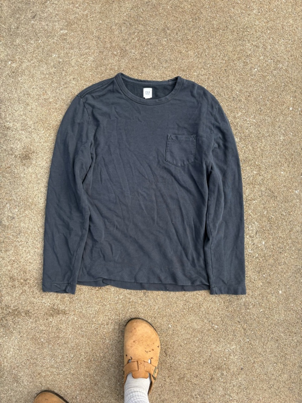 GAP black grunge long sleeve lightweight pocket tee